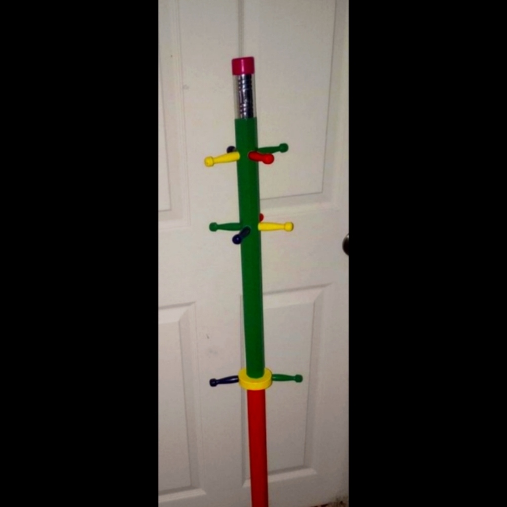 Coat and bookbag hanger for kids